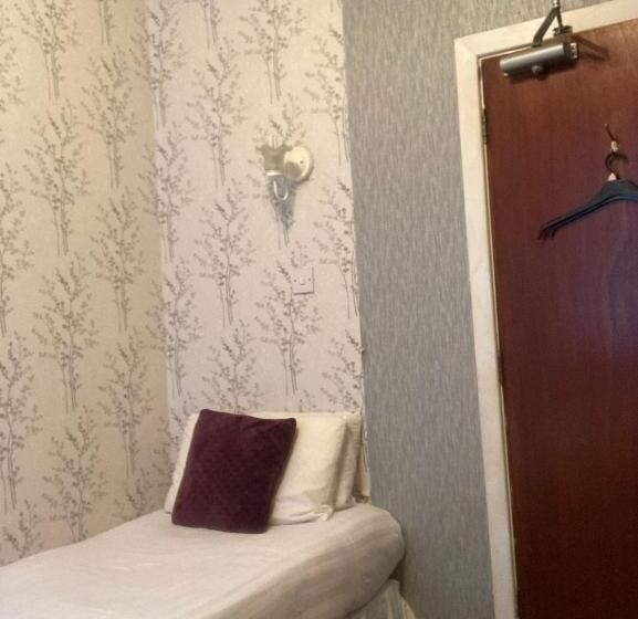 בית מלון כפרי Iona