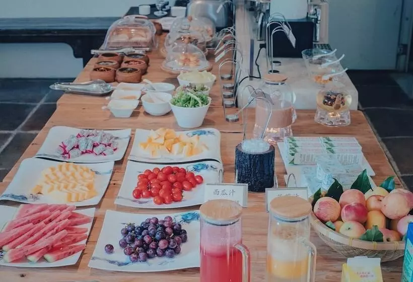 Hotelli Luoyangyushe Boutique