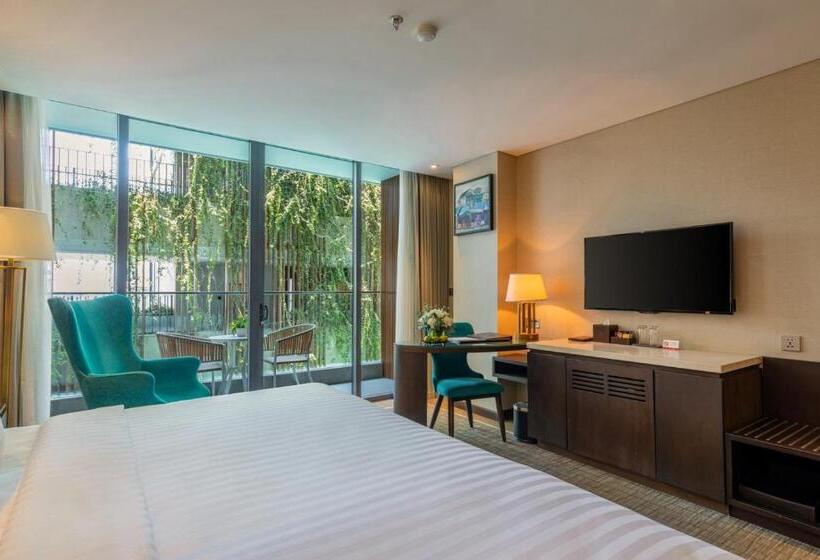 New Orient Hotel Da Nang