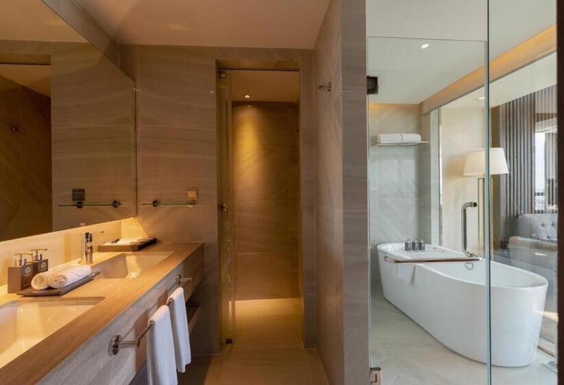 New Orient Hotel Da Nang