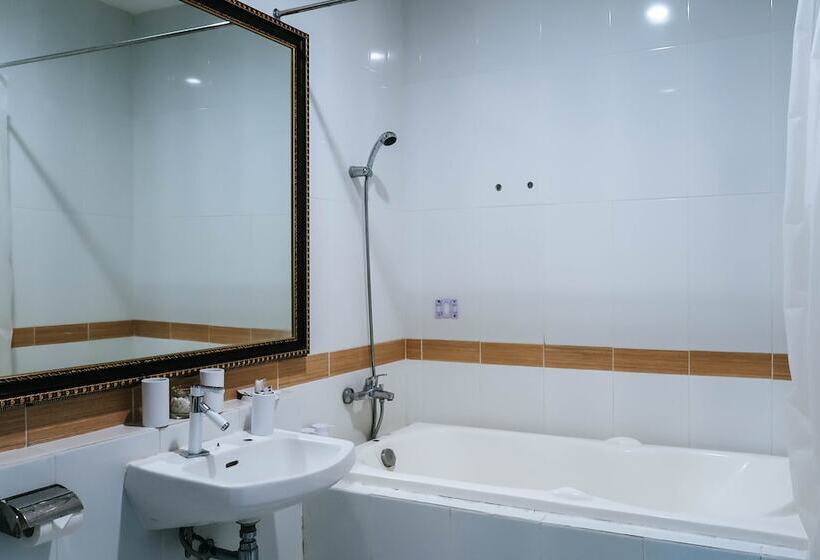 فندق Tc Damhil Ung