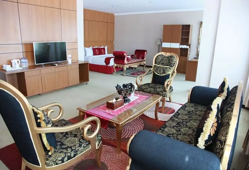 Hotelli Tc Damhil Ung