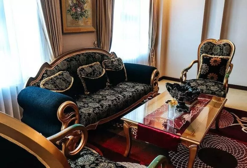 Hotelli Tc Damhil Ung