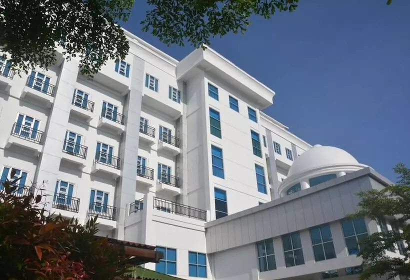 Hotelli Tc Damhil Ung