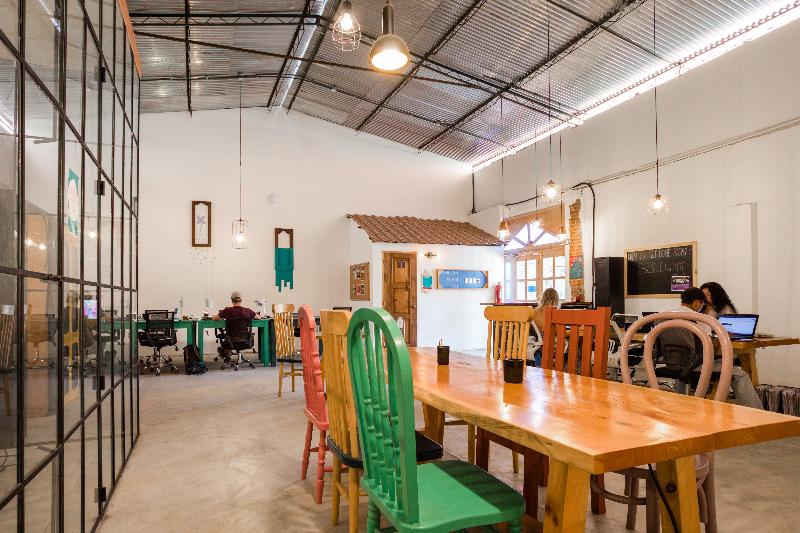 هاستل Socialtel Antigua Formerly Selina Antigua