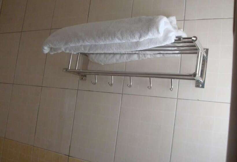 Eastern Route Hotel Kireka