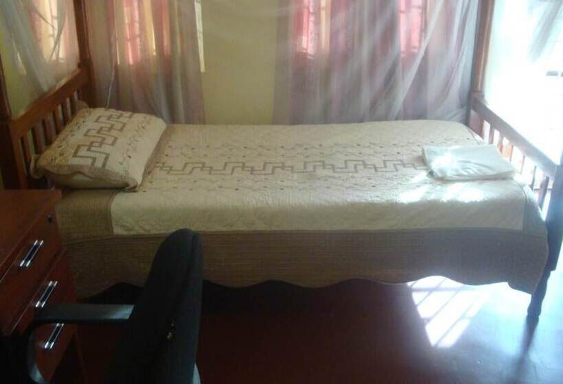 Eastern Route Hotel Kireka