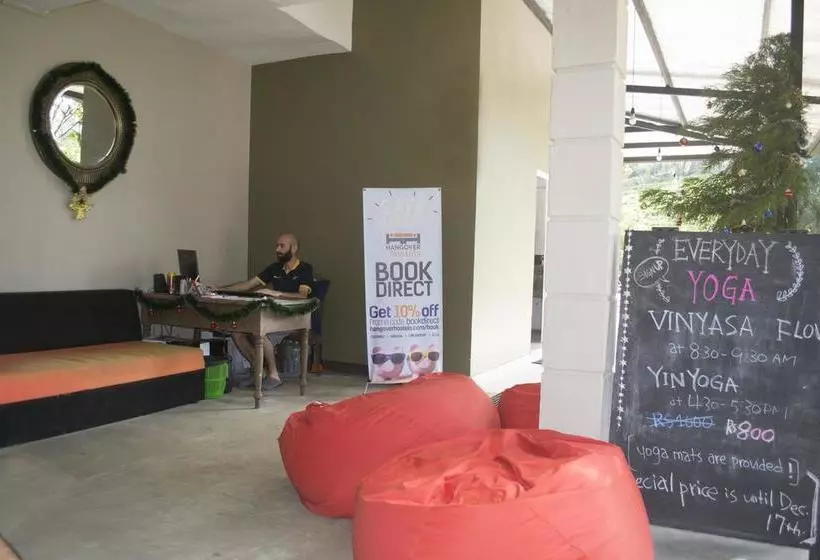 Hangover Hostels Ella