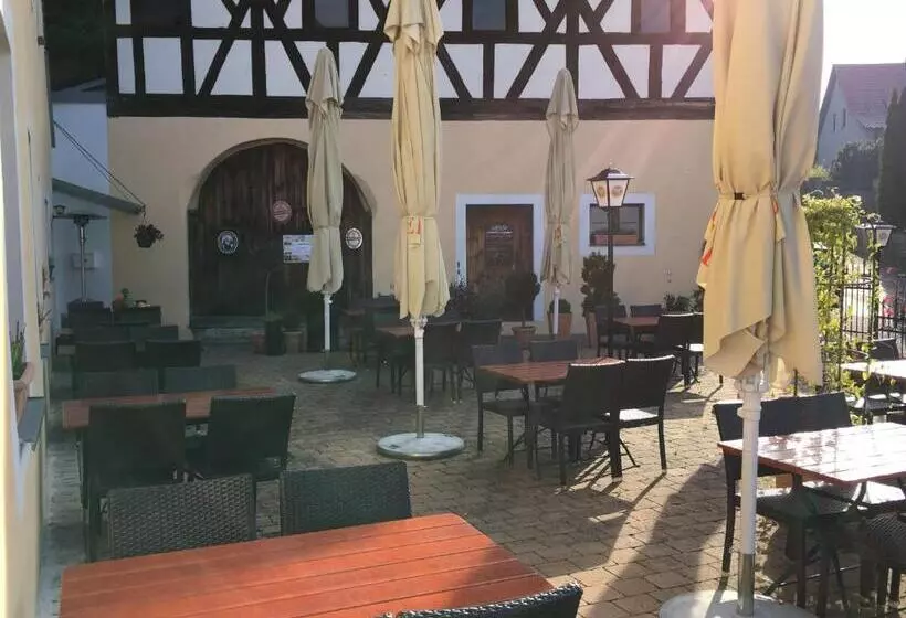 Hotel Alter Pfarrhof