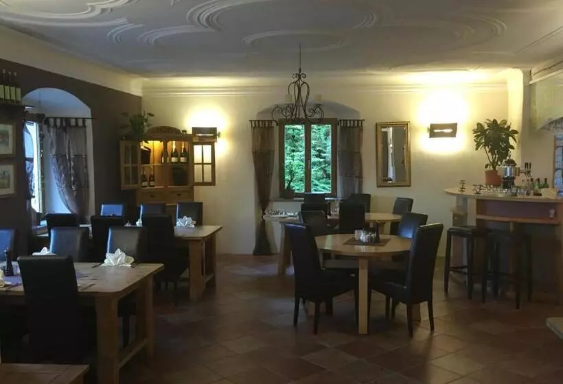 Hotel Alter Pfarrhof