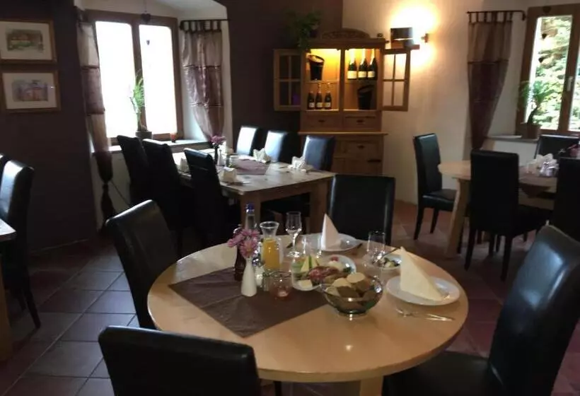 Hotel Alter Pfarrhof