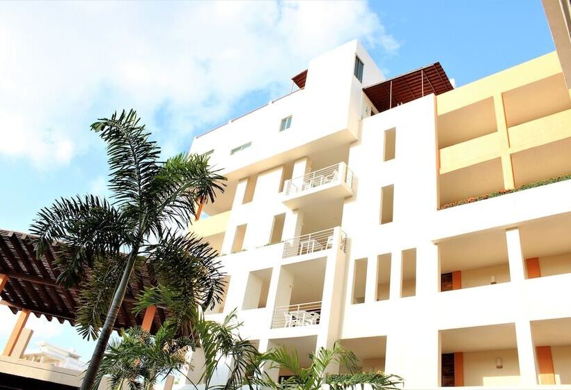 فندق Aurora Resort