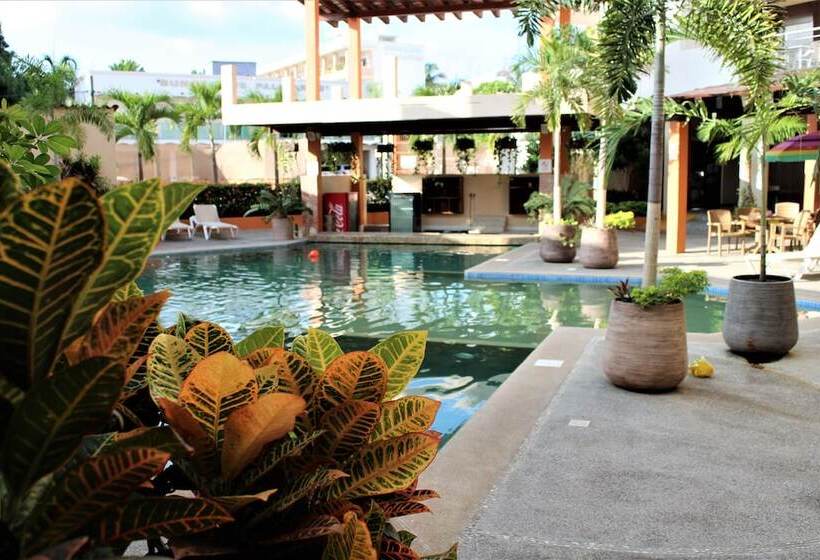 فندق Aurora Resort