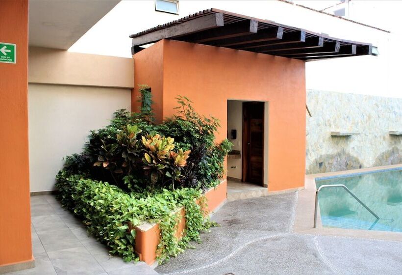 فندق Aurora Resort