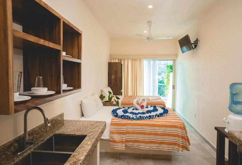 فندق Aurora Resort