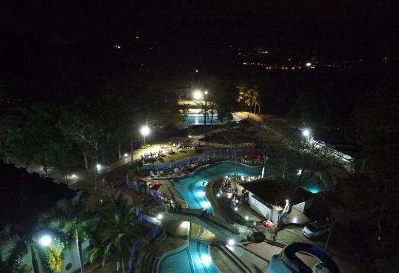 هتل Hacienda Campestre