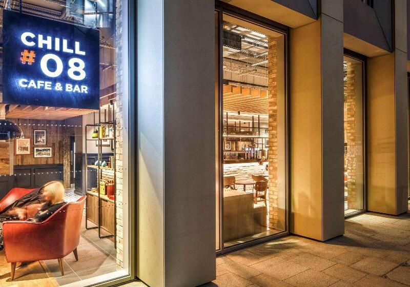 Otel Ibis London Canning Town