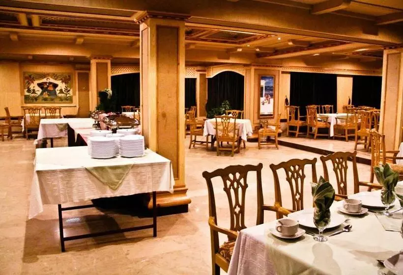 Hotel Metropole