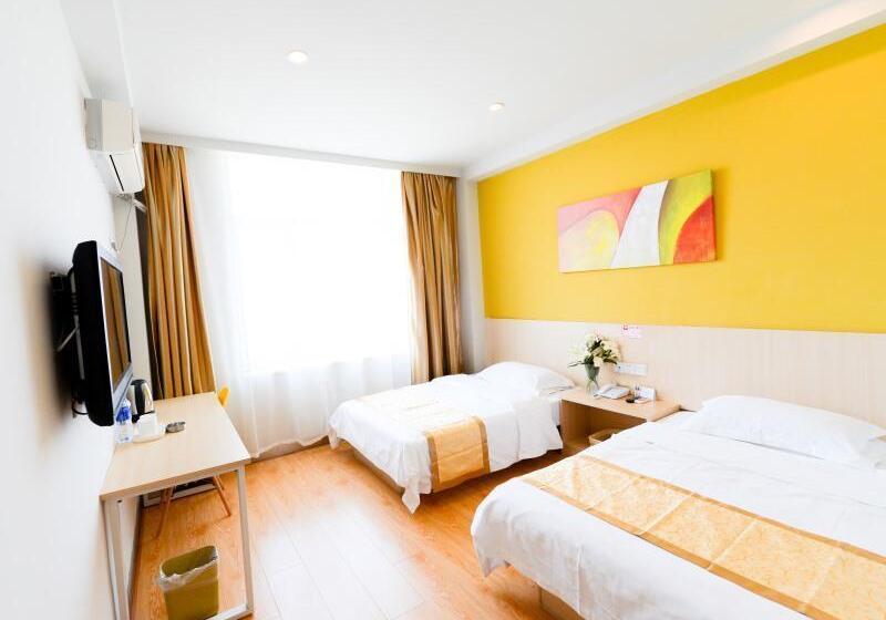 ホテル Shell Shenyang Medical University Four Courtyard North Tower Railway Station