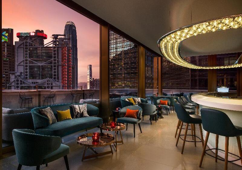 هتل The Murray, Hong Kong, A Niccolo