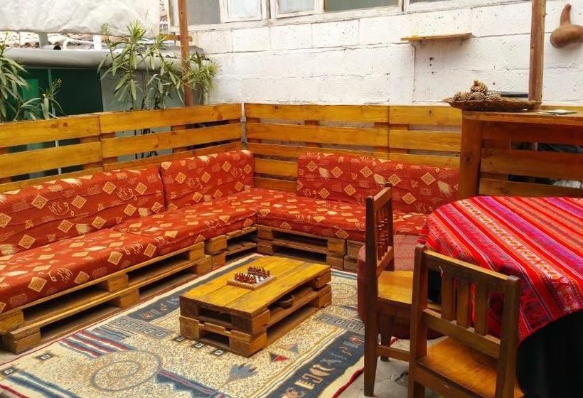 Casona Pumacahua  Hostel