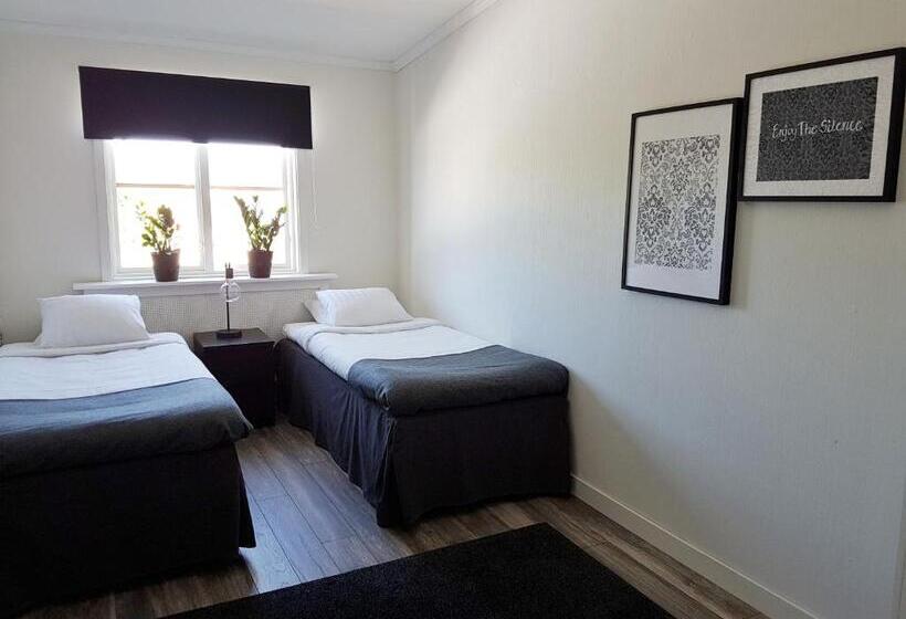 ユースホステル Spirans Rum Och Logi