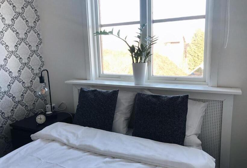 ユースホステル Spirans Rum Och Logi