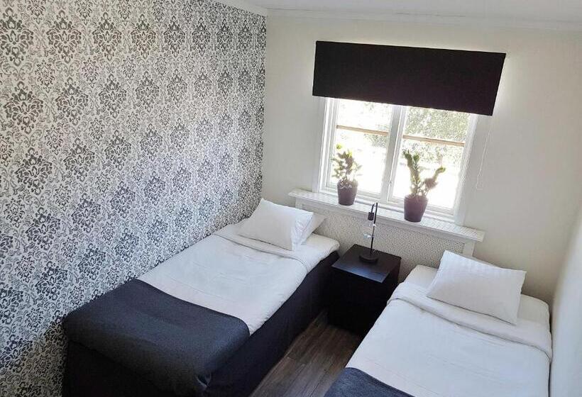 ユースホステル Spirans Rum Och Logi