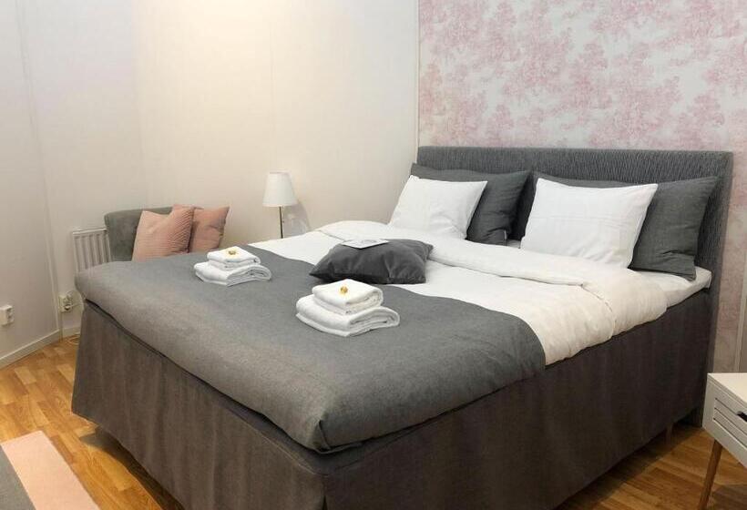 ユースホステル Spirans Rum Och Logi