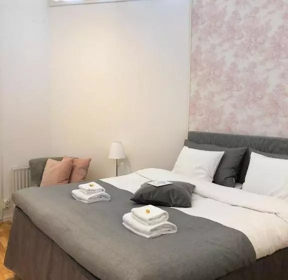 ユースホステル Spirans Rum Och Logi