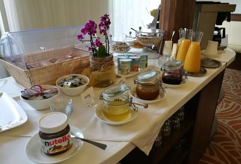 Aamiaismajoitus (B&B) Pension Laa Natura