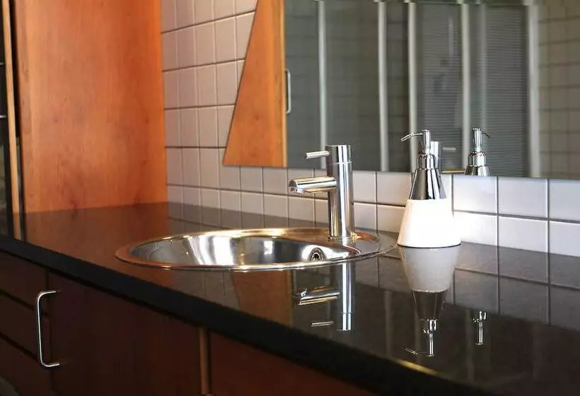 تختخواب و صبحانه ármót Guesthouse