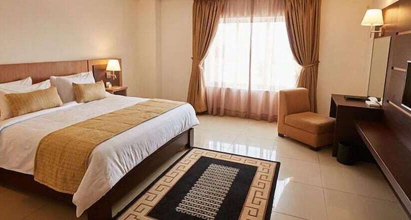 هتل Bristol Palace