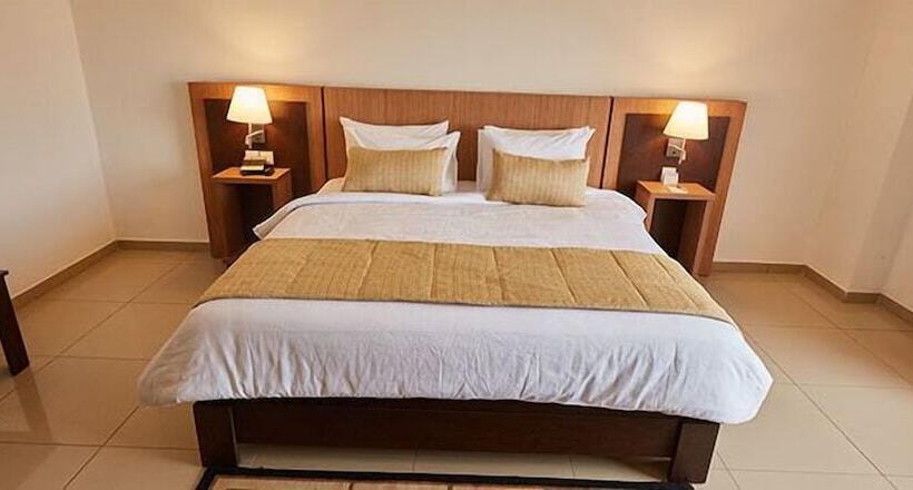 هتل Bristol Palace