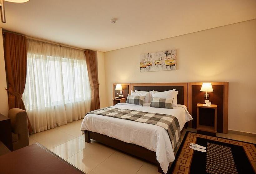 هتل Bristol Palace