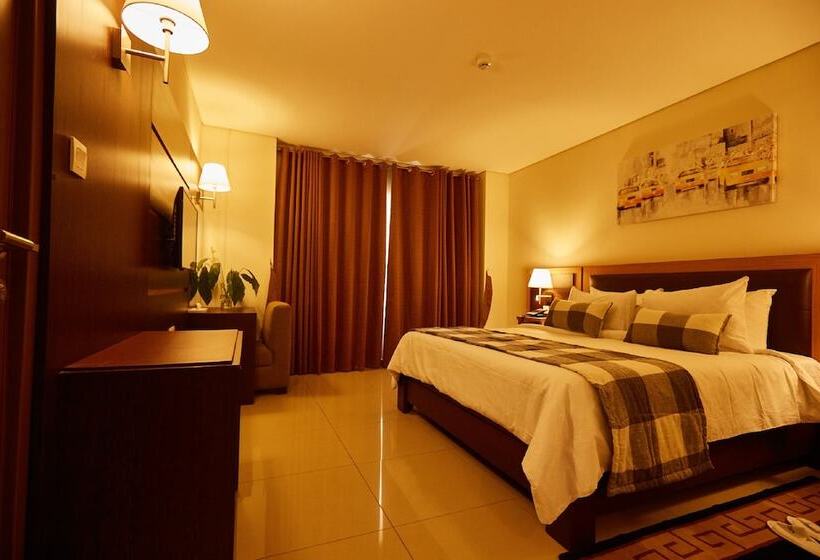 هتل Bristol Palace