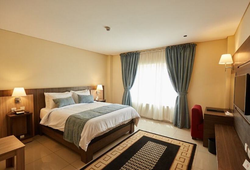 هتل Bristol Palace