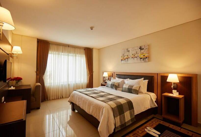 هتل Bristol Palace