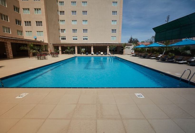 هتل Bristol Palace