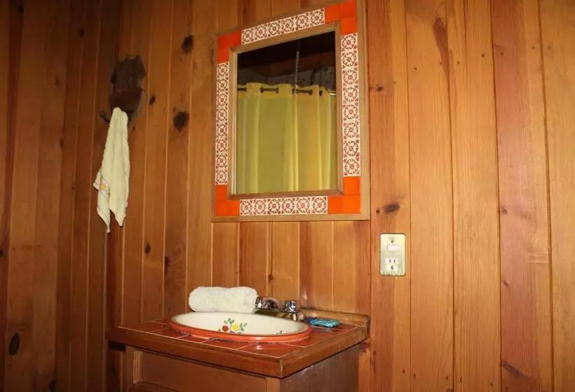 Hotelli Cabañas Alpinas López Fontes