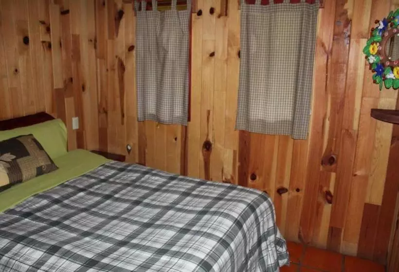 Hotelli Cabañas Alpinas López Fontes