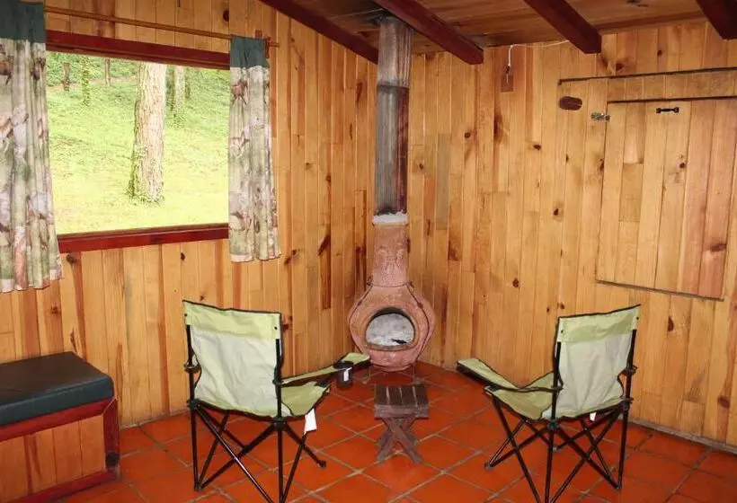 Hotelli Cabañas Alpinas López Fontes