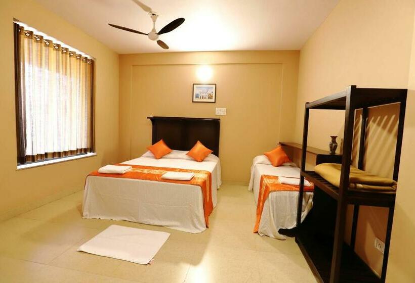 בית מלון כפרי Dimar Beach