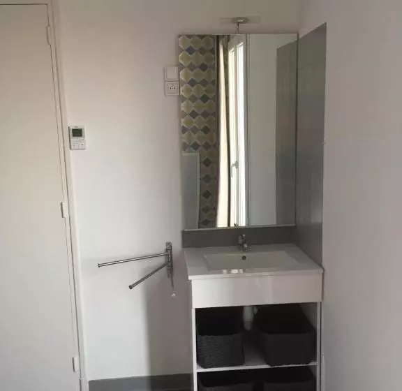 Hotelli Hôtel De La Mer