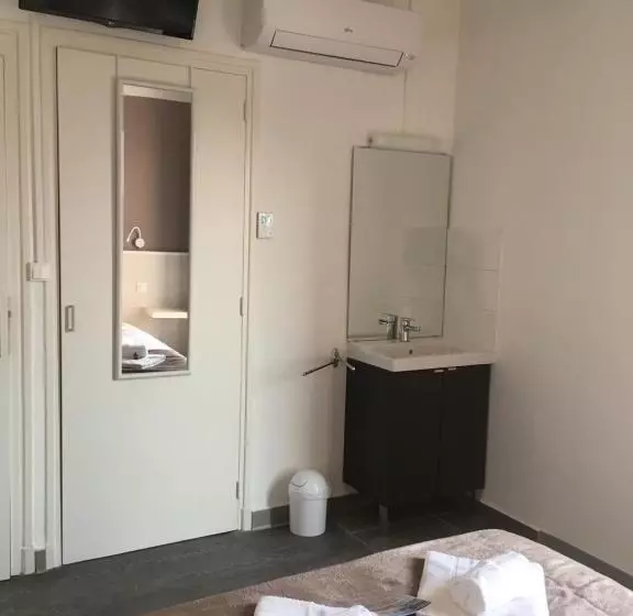 Hotelli Hôtel De La Mer