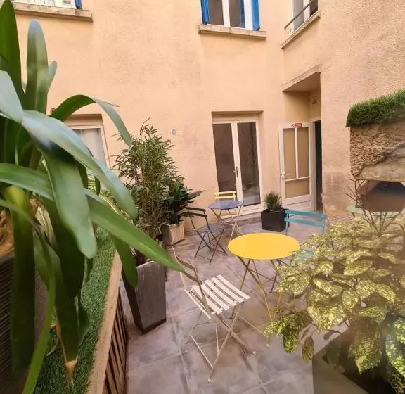 Hotelli Hôtel De La Mer