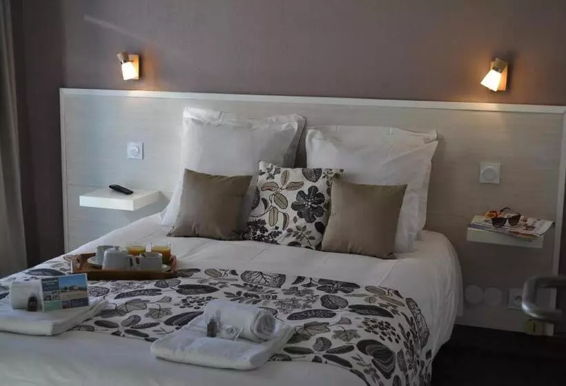 Hotelli Hôtel De La Mer