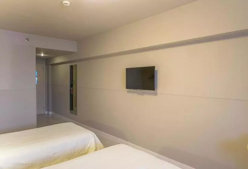 ホテル Jinjiang Inn Wuhan Nanhu Ping An Road