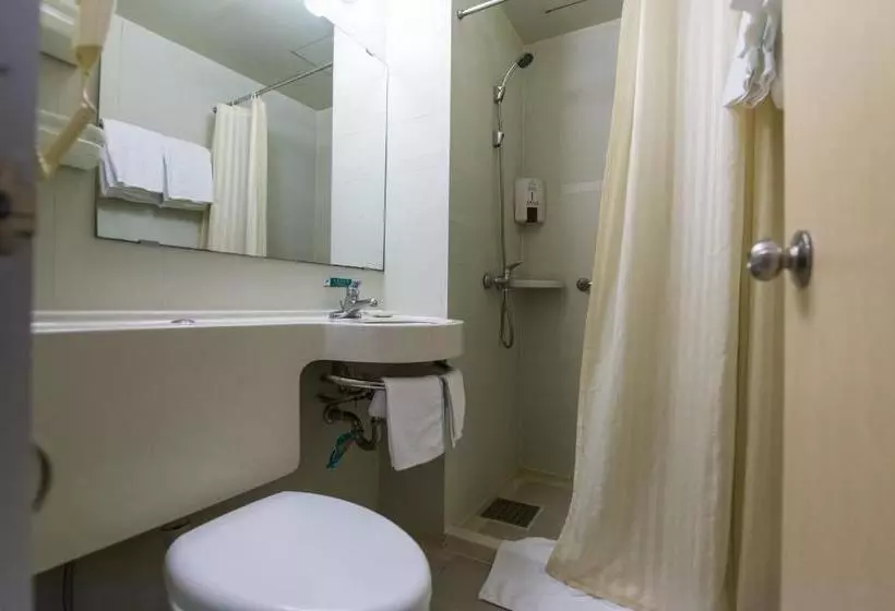 ホテル Jinjiang Inn Wuhan Nanhu Ping An Road