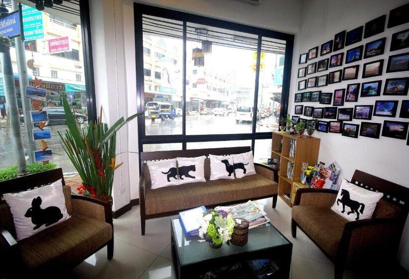 호텔 Myplace@surat